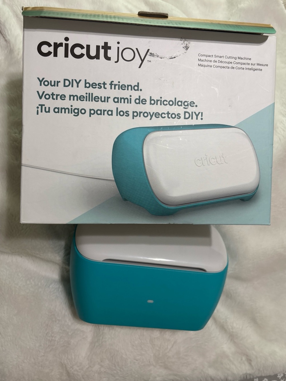 Cricut Joy Compact Smart Cutting Machine Teal and White